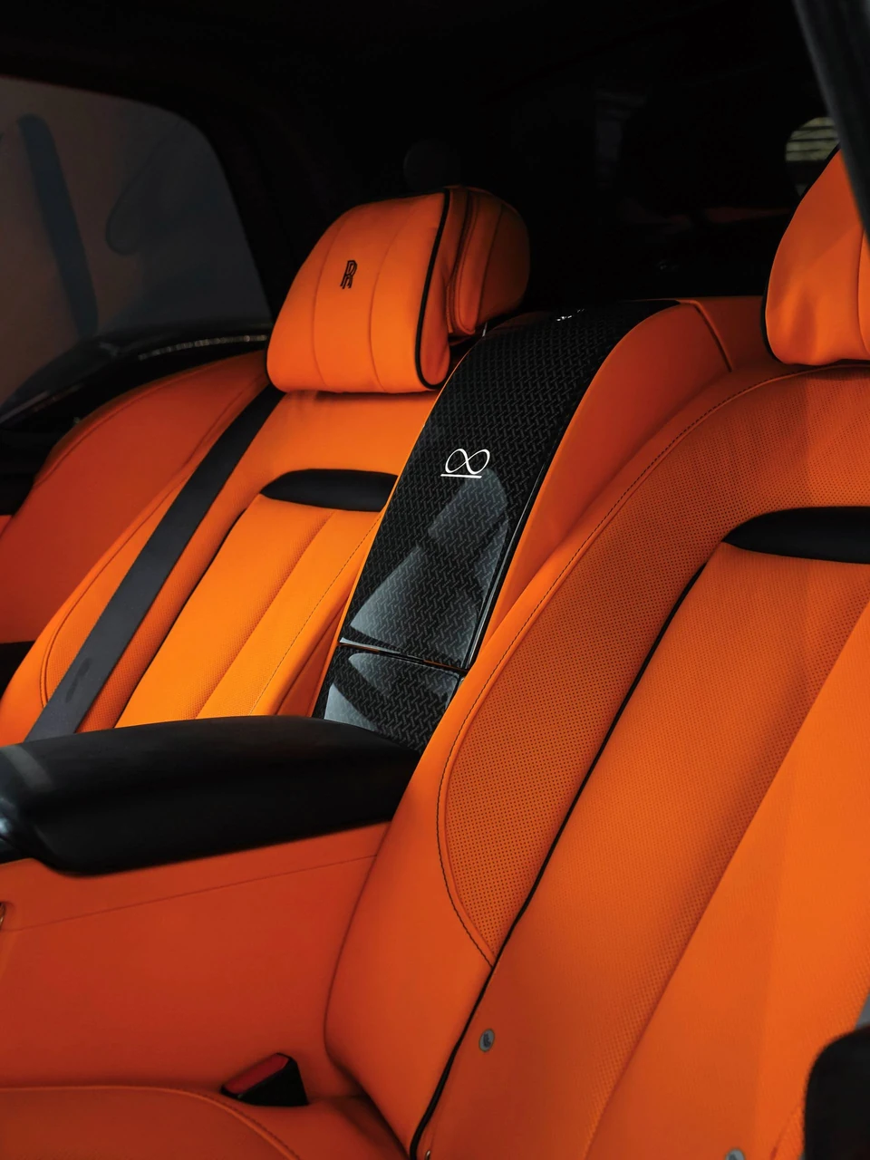 Rolls-Royce Cullinan: защита салона, фото 8