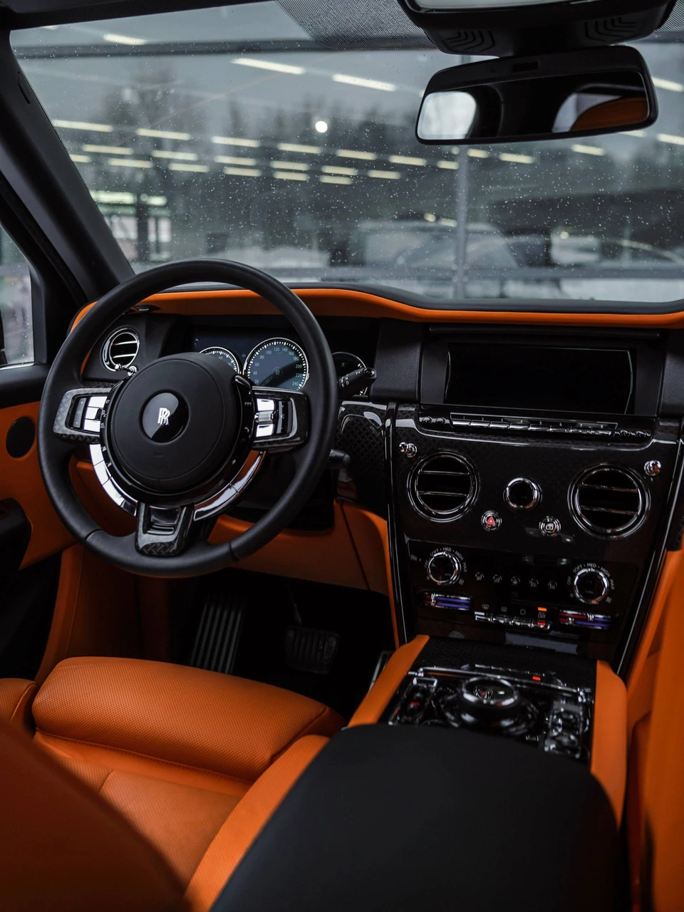 Rolls-Royce Cullinan: защита салона, фото 2