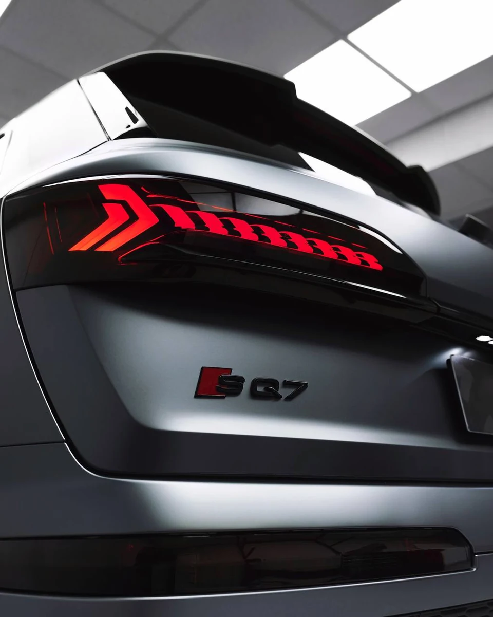 Audi SQ7: Matte Gun Grey, фото 3