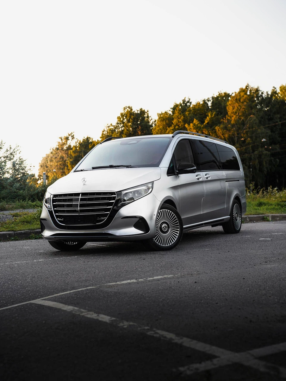 Mercedes-Benz V-Class: Metallic Silver Gloss в студии ASG